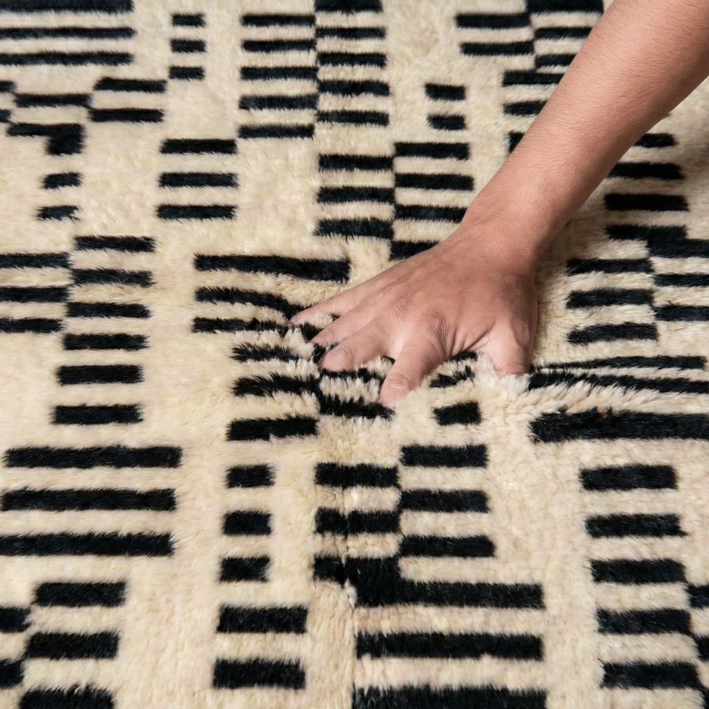 Décalage linéaire - Luxueux tapis Berbère shaggy