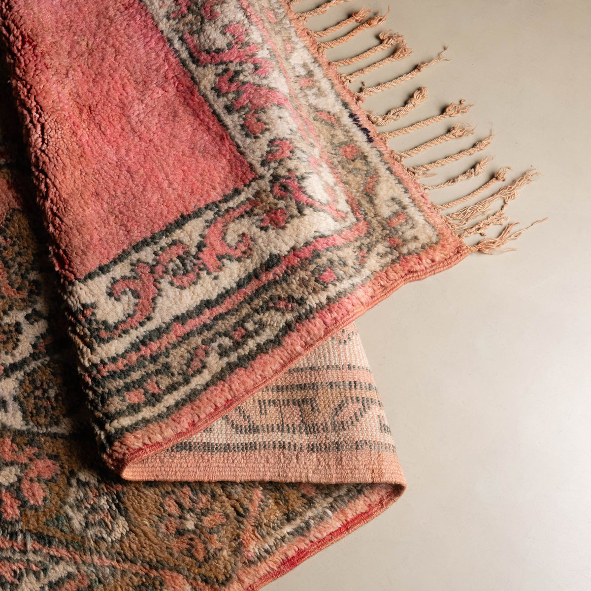 Hassnae - Tapis Berbère vintage