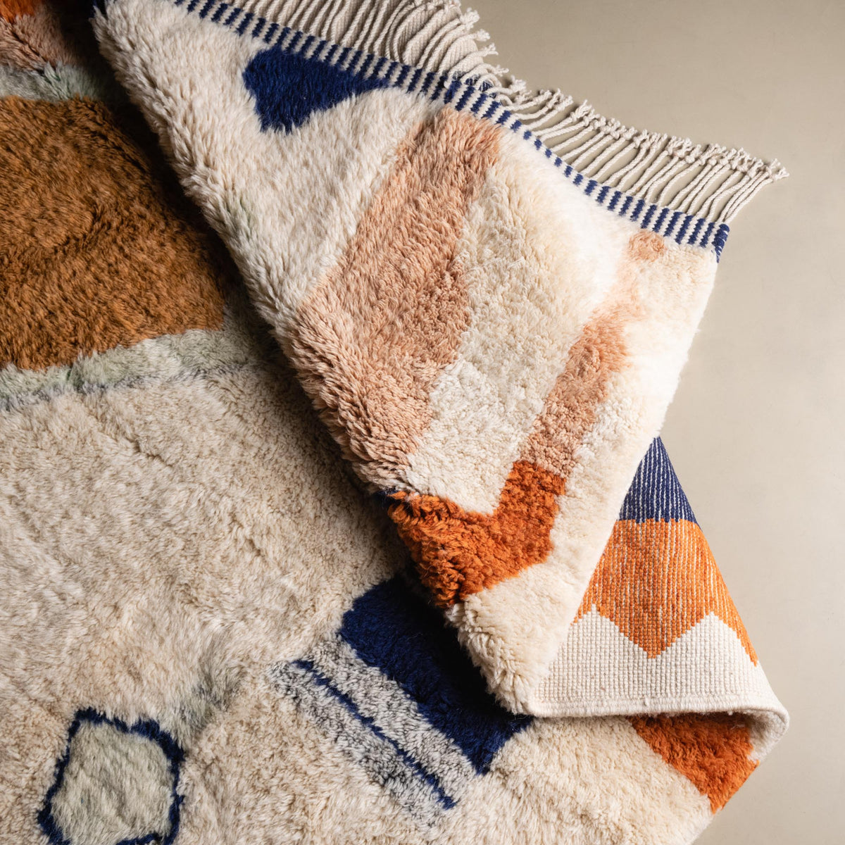 Flux d'encre - Luxueux tapis Berbère shaggy