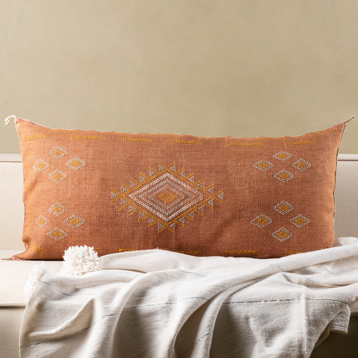 Coussin Orange en soie de cactus