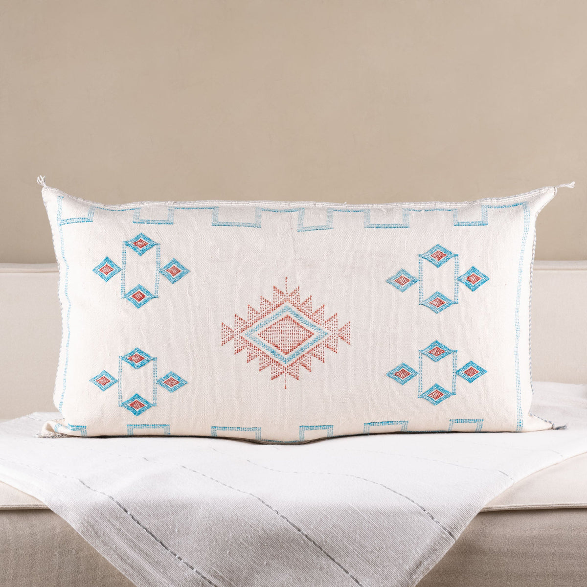 Coussin Blanc en soie de cactus
