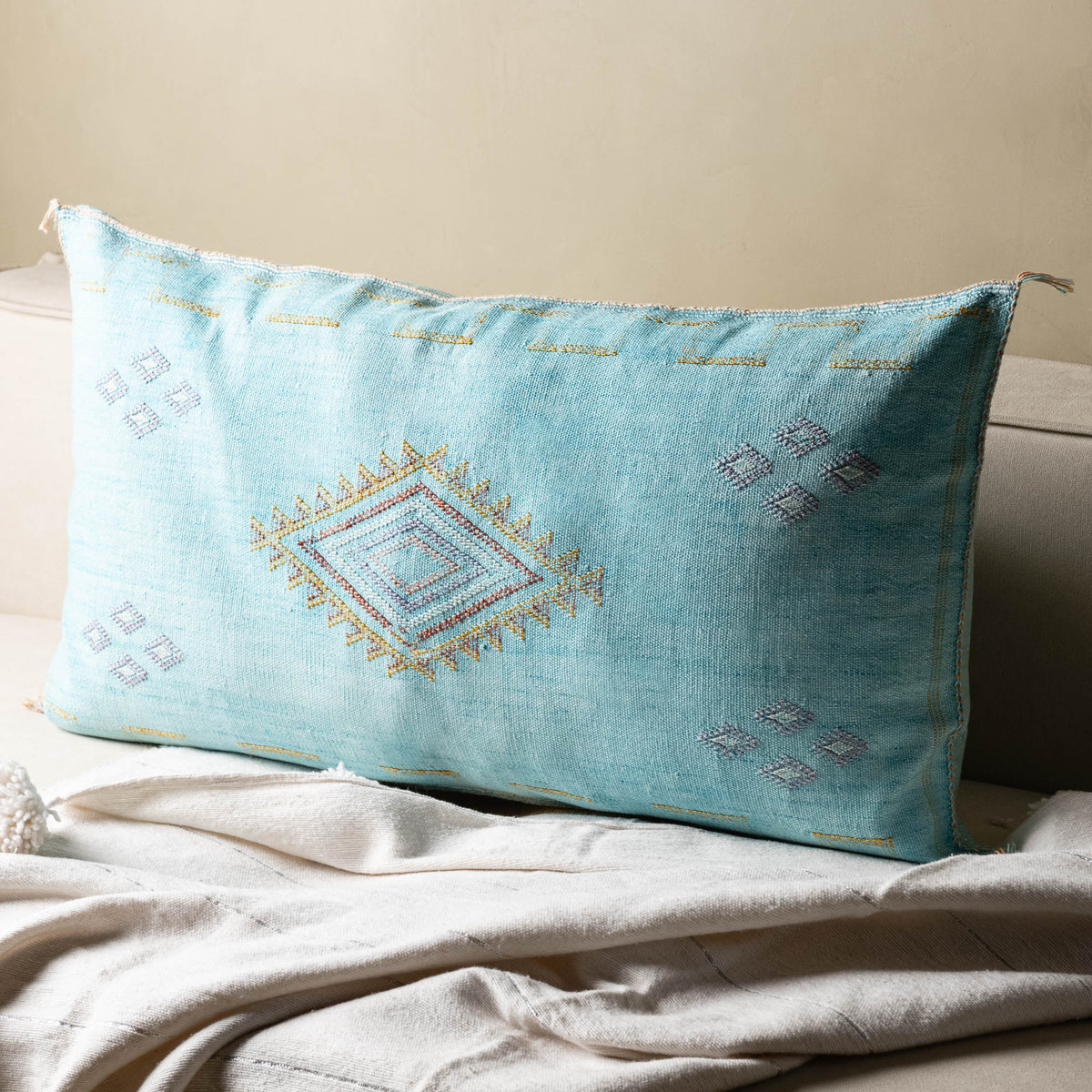 Coussin Bleu en soie de cactus