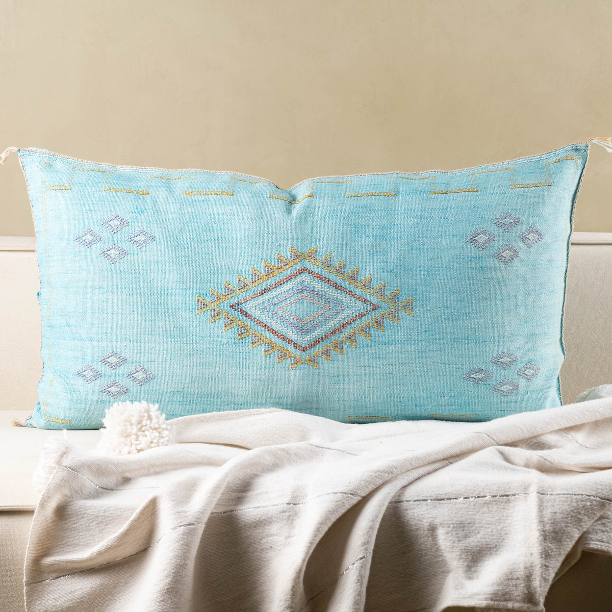 Coussin Bleu en soie de cactus