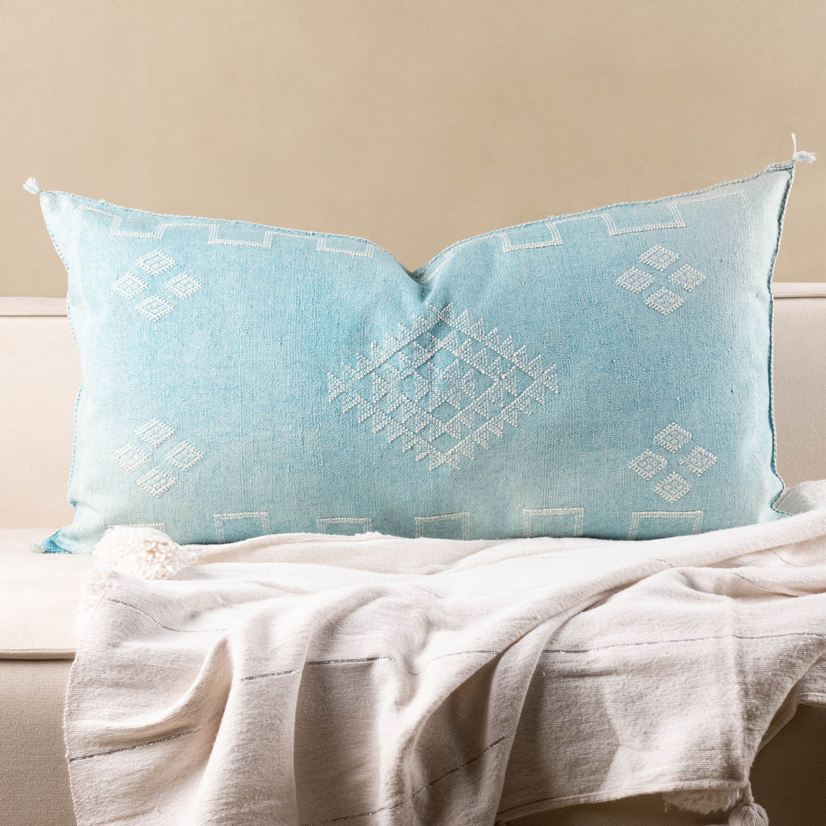Coussin Bleu en soie de cactus