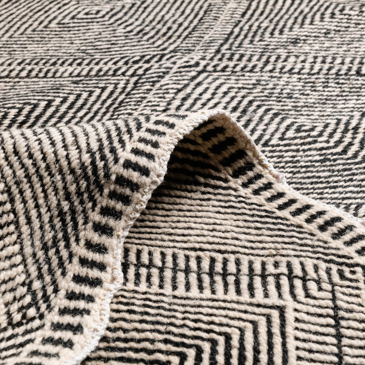 Jawida - Tapis Berbère Kilim