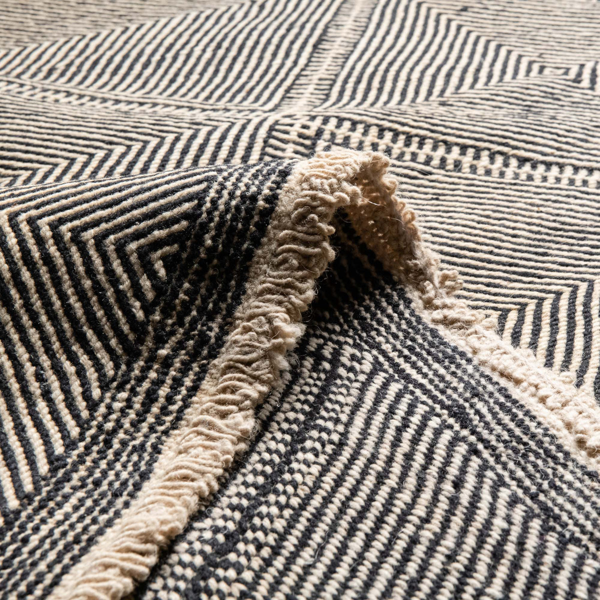 Tamazgha - Tapis Berbère Kilim