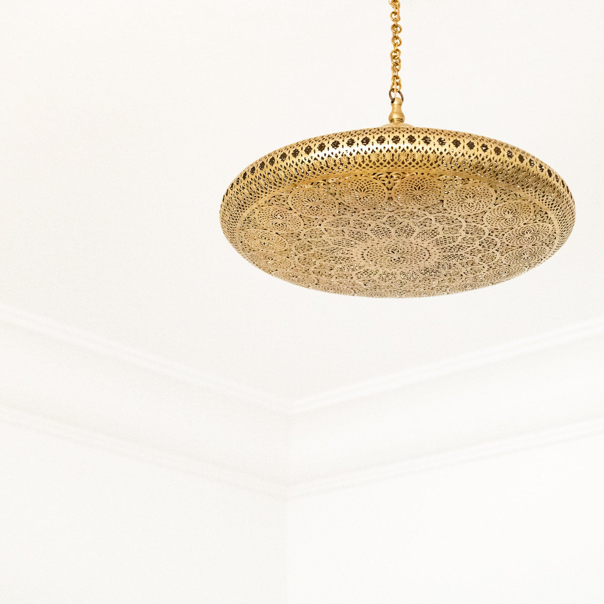Omniya - Lustre Marocain suspendu