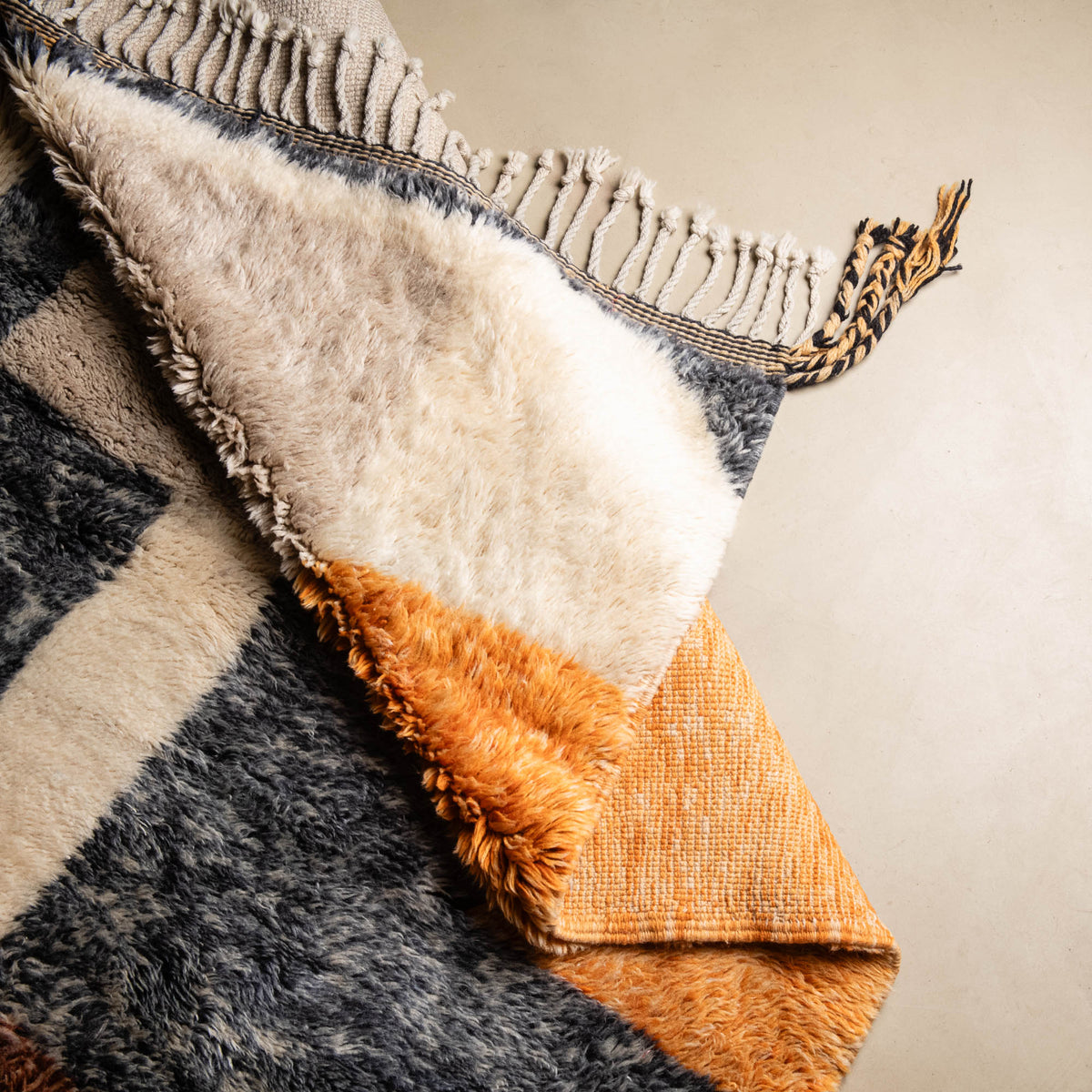 Souvenirs - Luxueux tapis Berbère shaggy