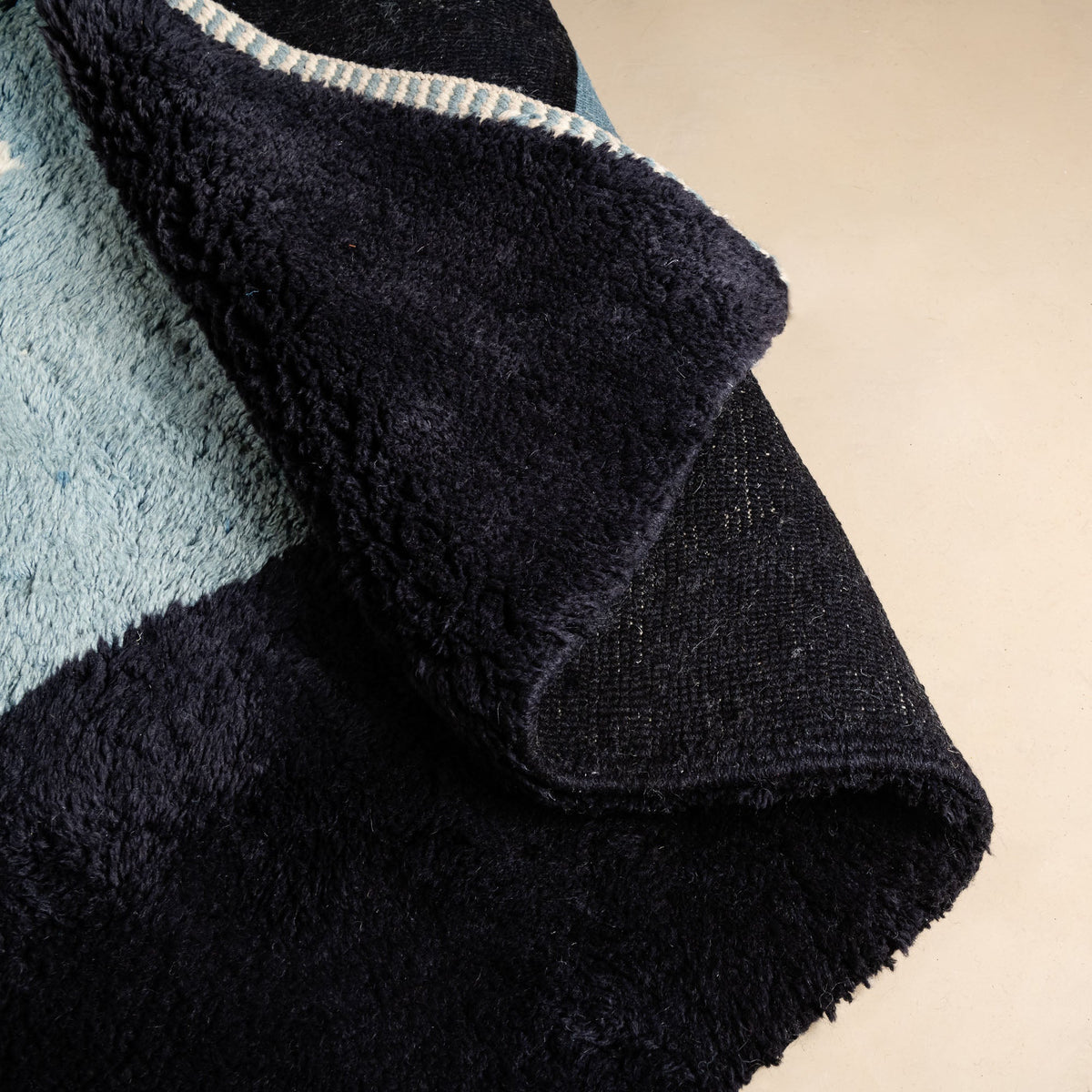 Grande Arche - Luxueux tapis Berbère shaggy