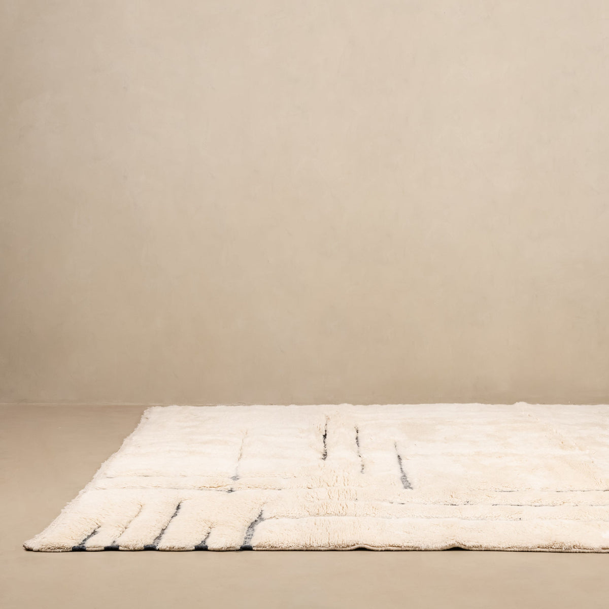 Lignes chuchotées - Luxueux tapis Berbère shaggy