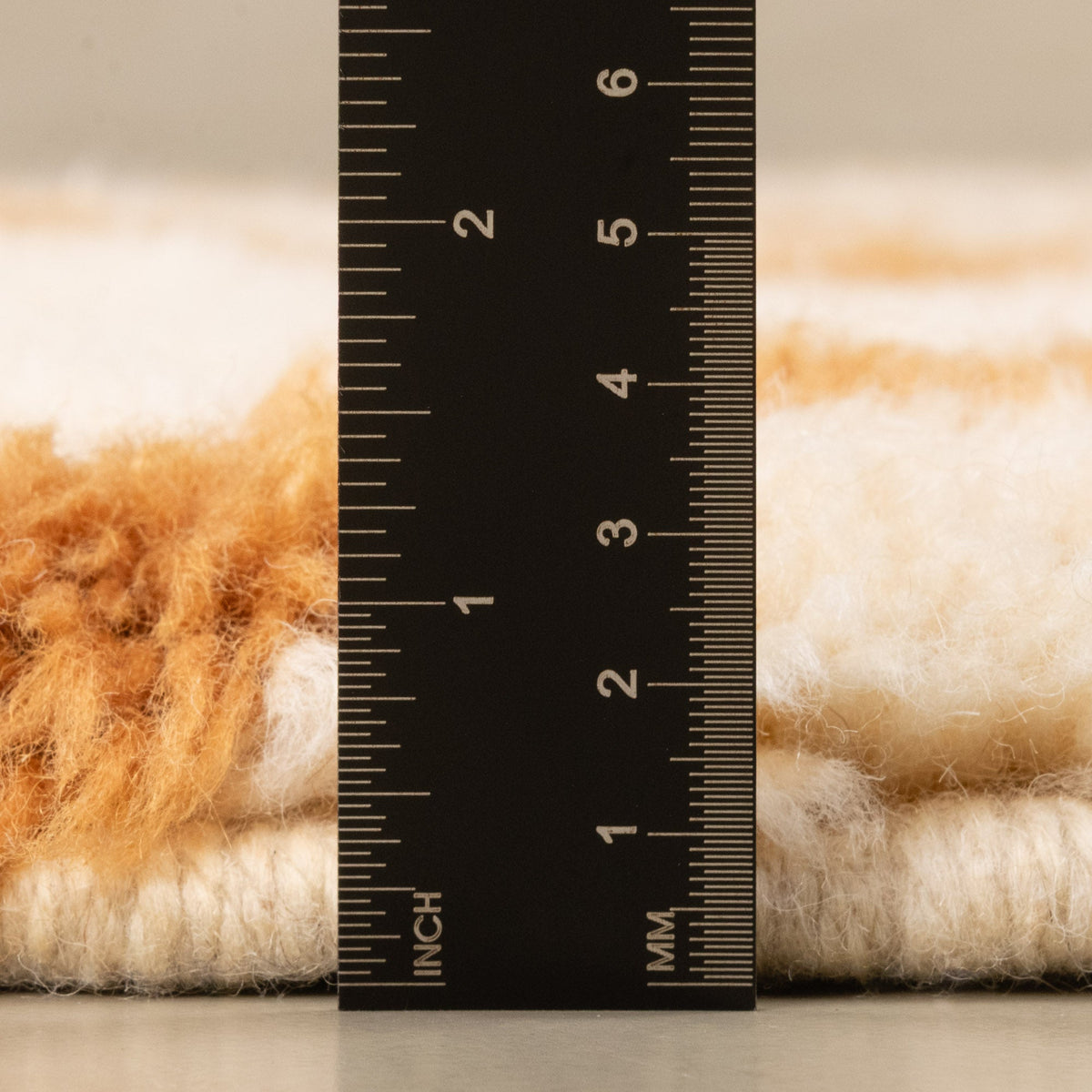 Intersections D'or - Luxueux tapis Berbère shaggy