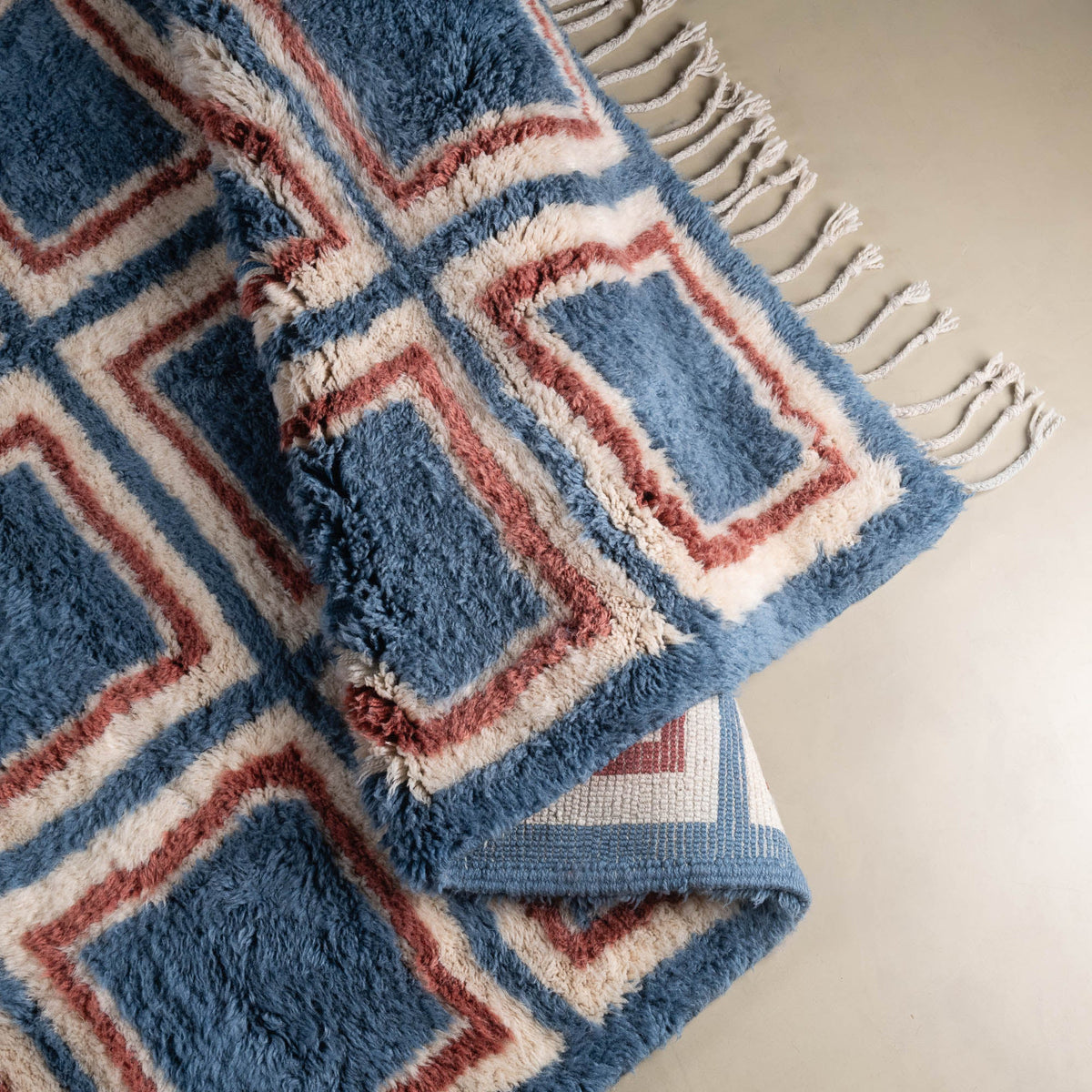 Carrés Kaleido - Luxueux tapis Berbère shaggy