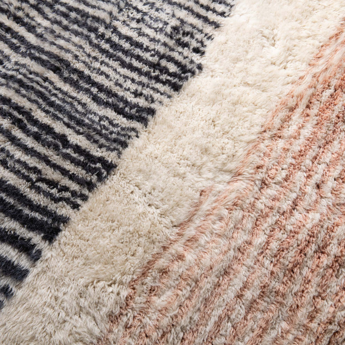 Blush Divide - Luxueux tapis Berbère shaggy