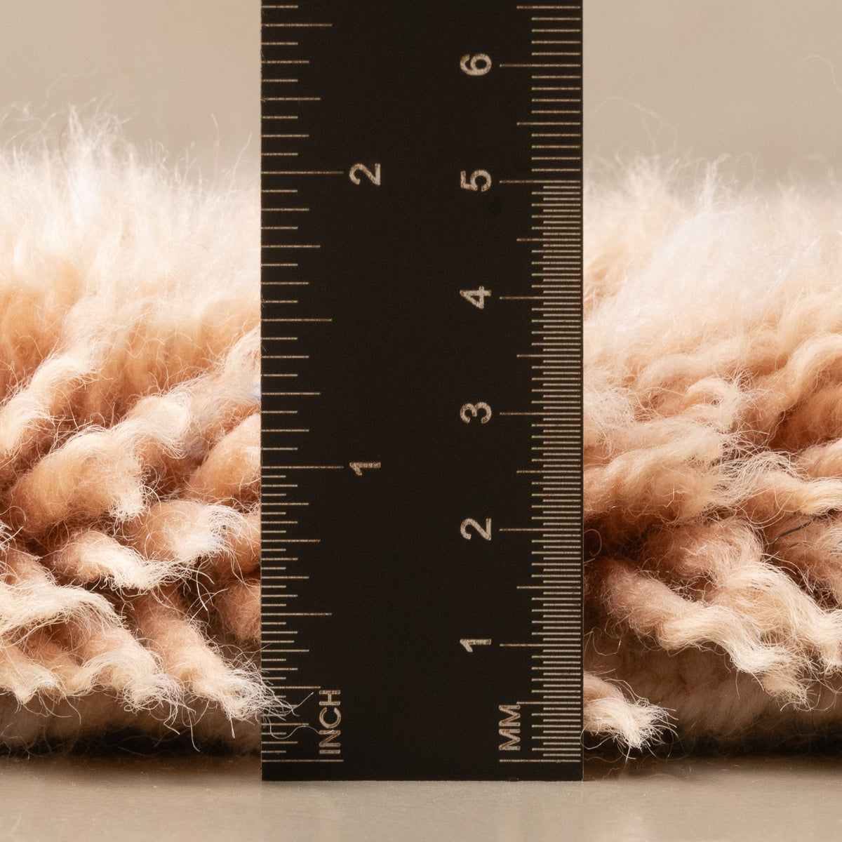 Centre De Gravité Rond - Luxueux tapis Berbère shaggy