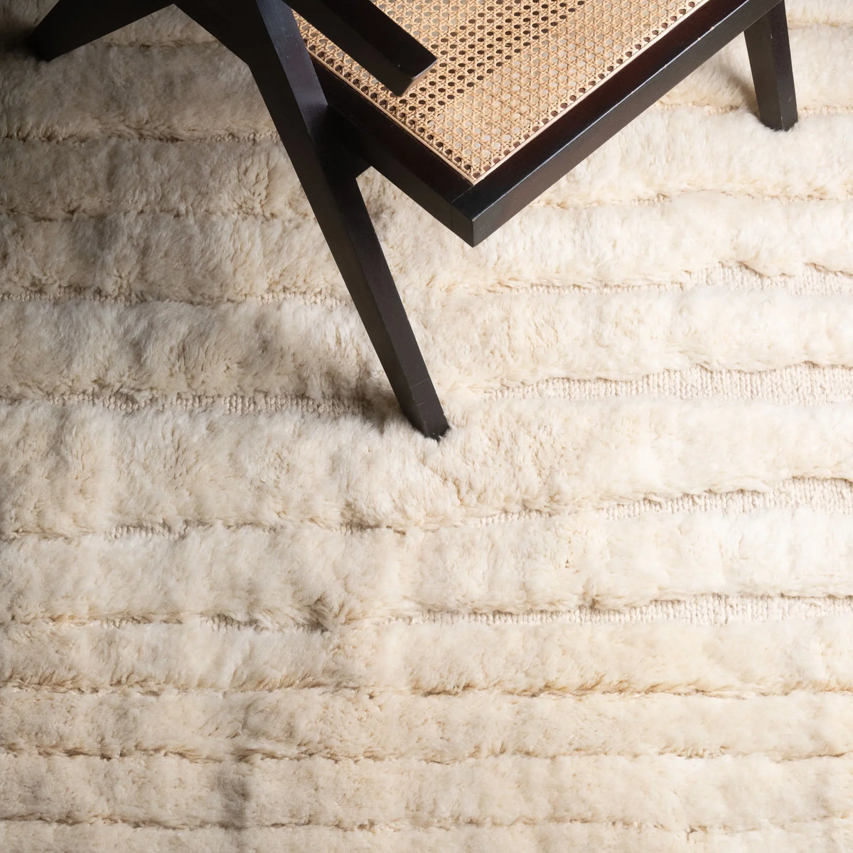 Structure neutre - Luxueux tapis Berbère shaggy