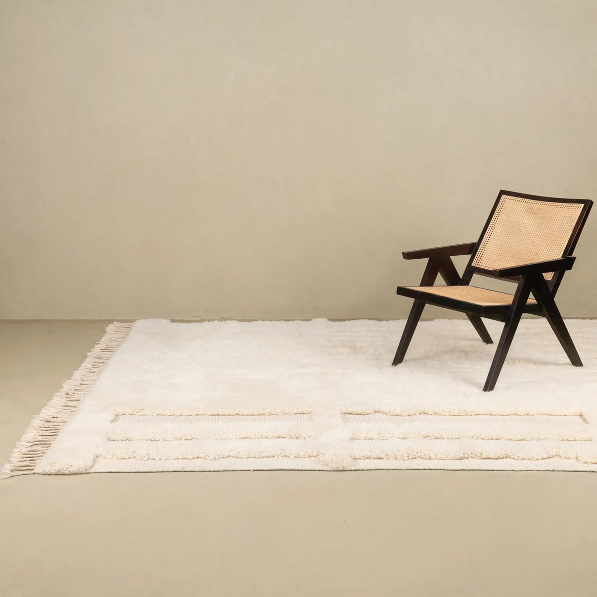 Structure neutre - Luxueux tapis Berbère shaggy