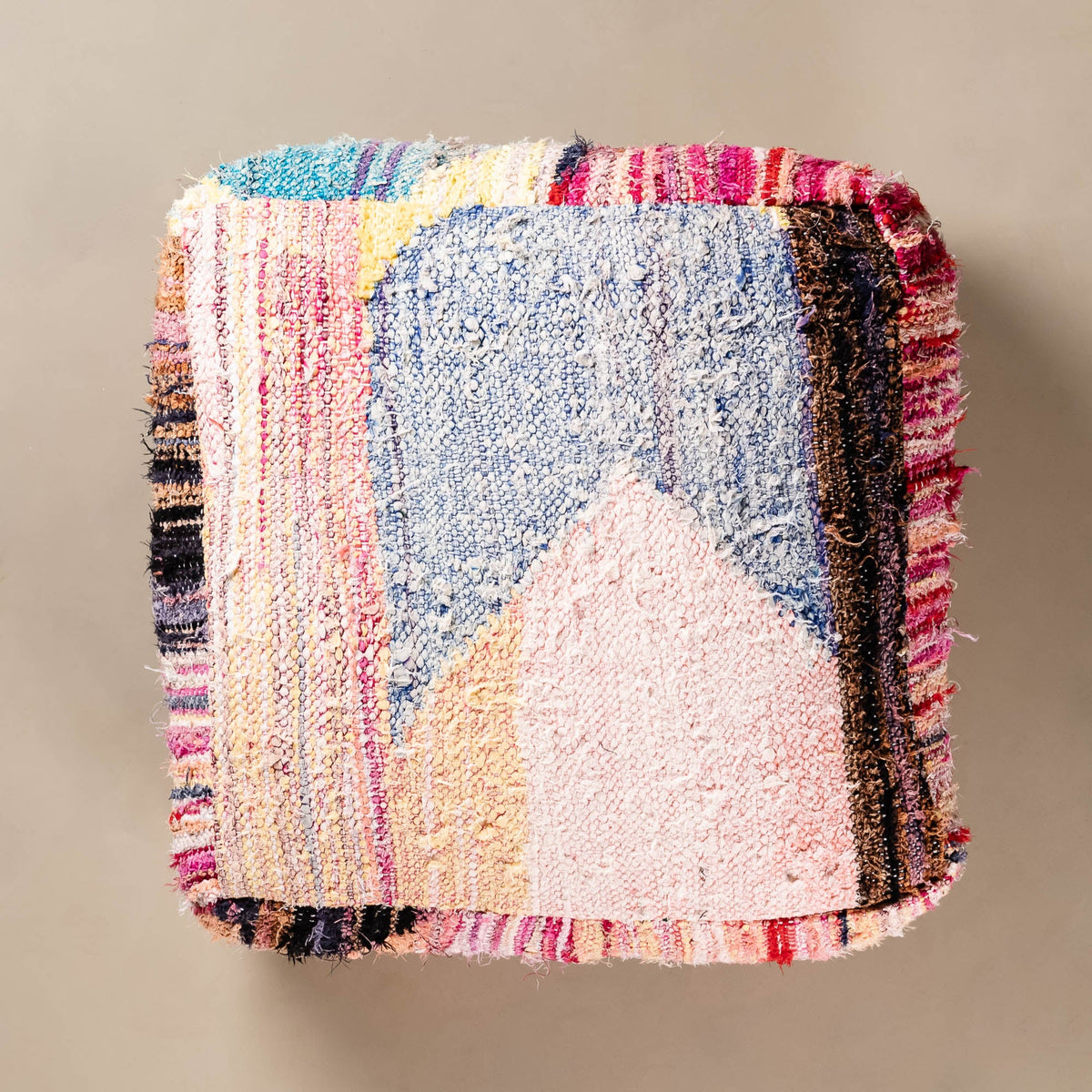 Pouf berbère Boucherouite