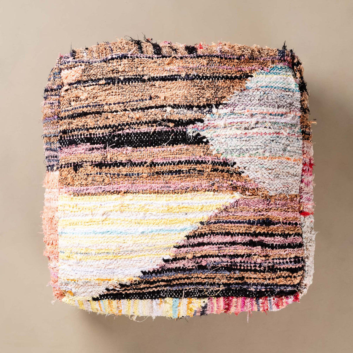 Pouf berbère Boucherouite