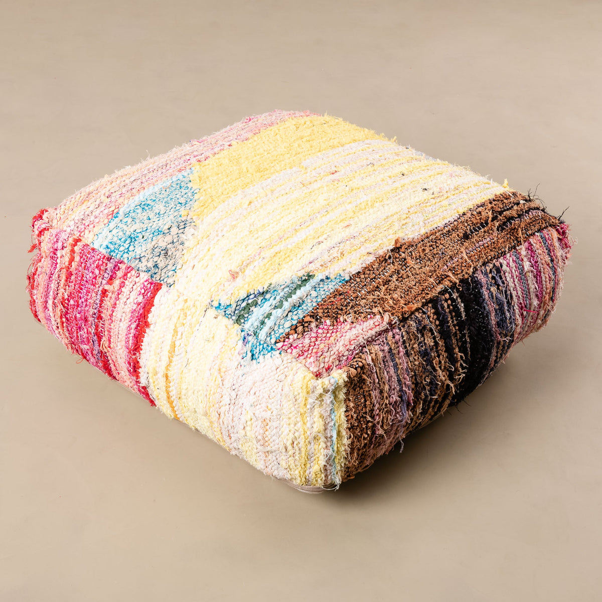 Pouf berbère Boucherouite