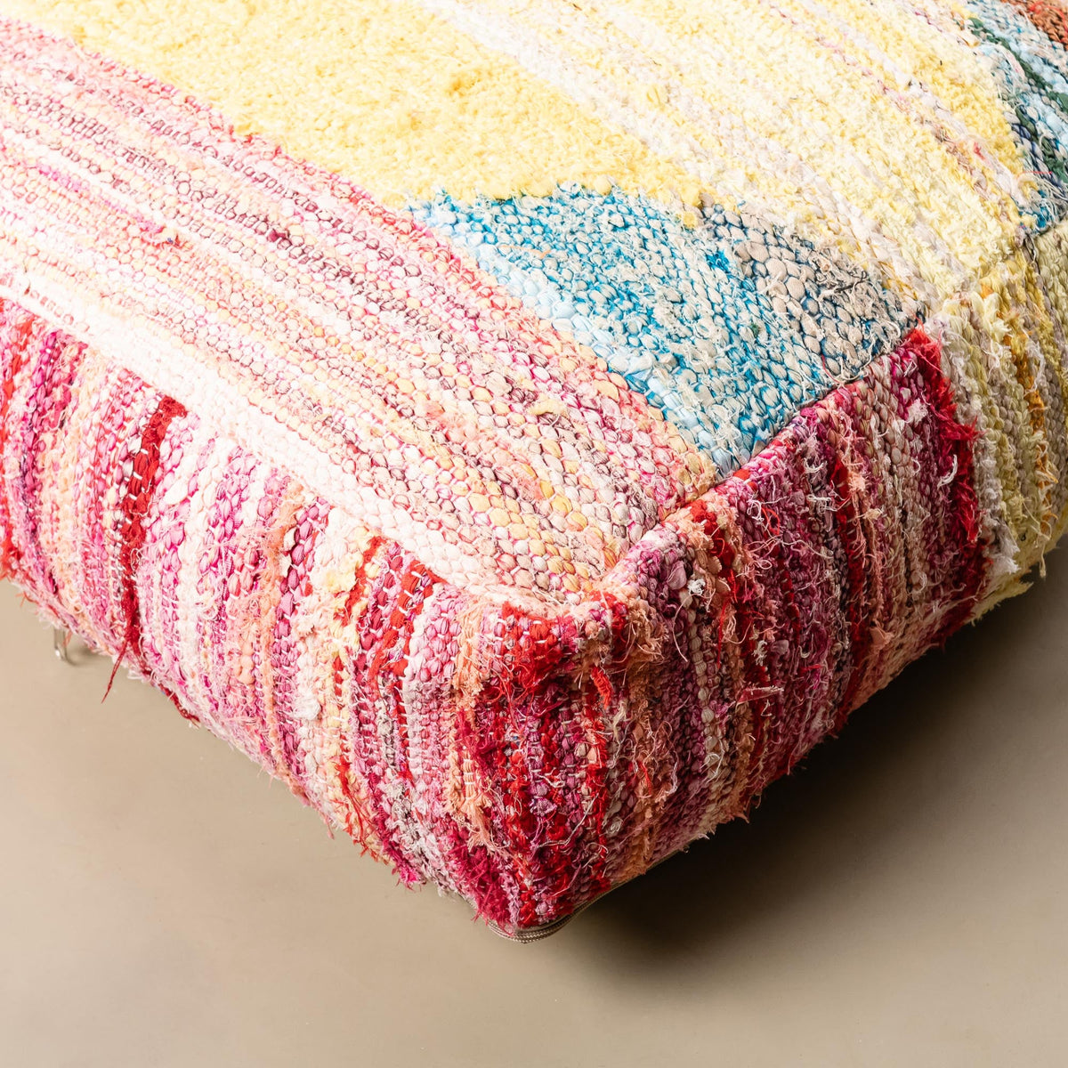 Pouf berbère Boucherouite
