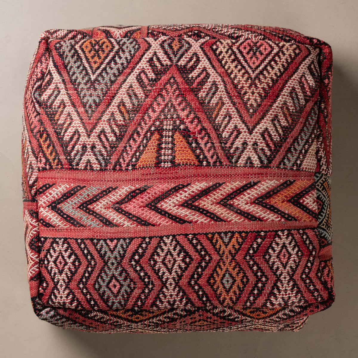 Pouf berbère Kilim