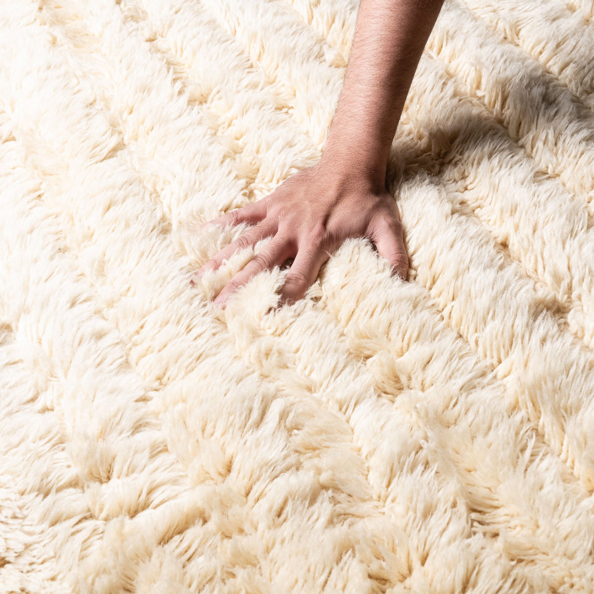 Mist Lines - Luxueux tapis Berbère shaggy