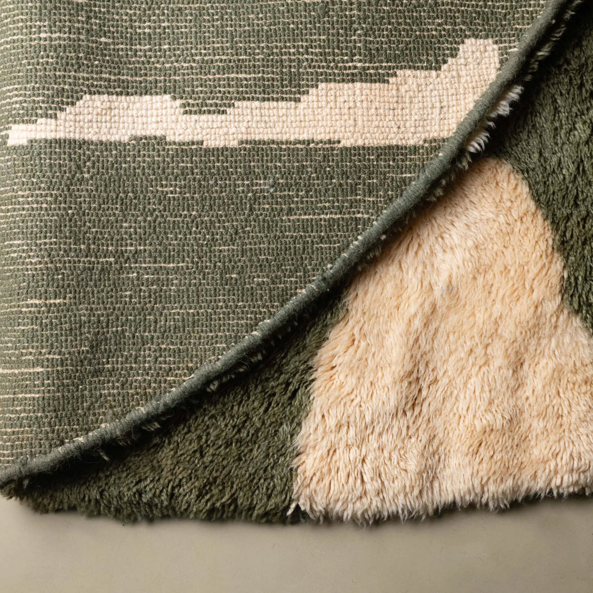 Soldat Rond - Luxueux tapis Berbère shaggy