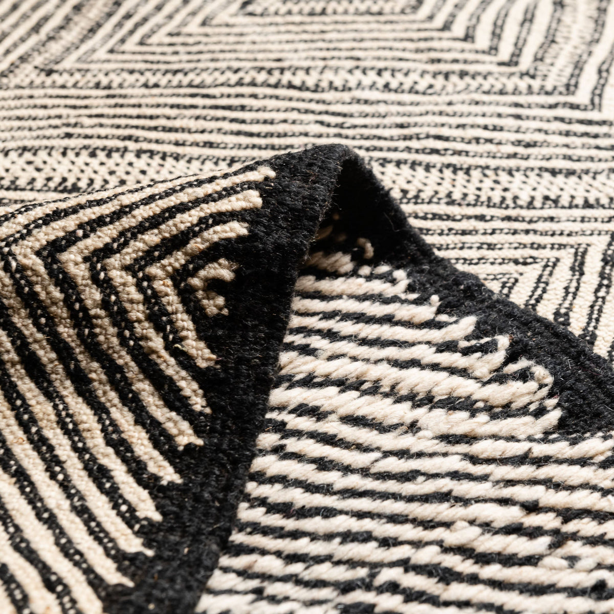 Aya - Tapis Berbère Kilim