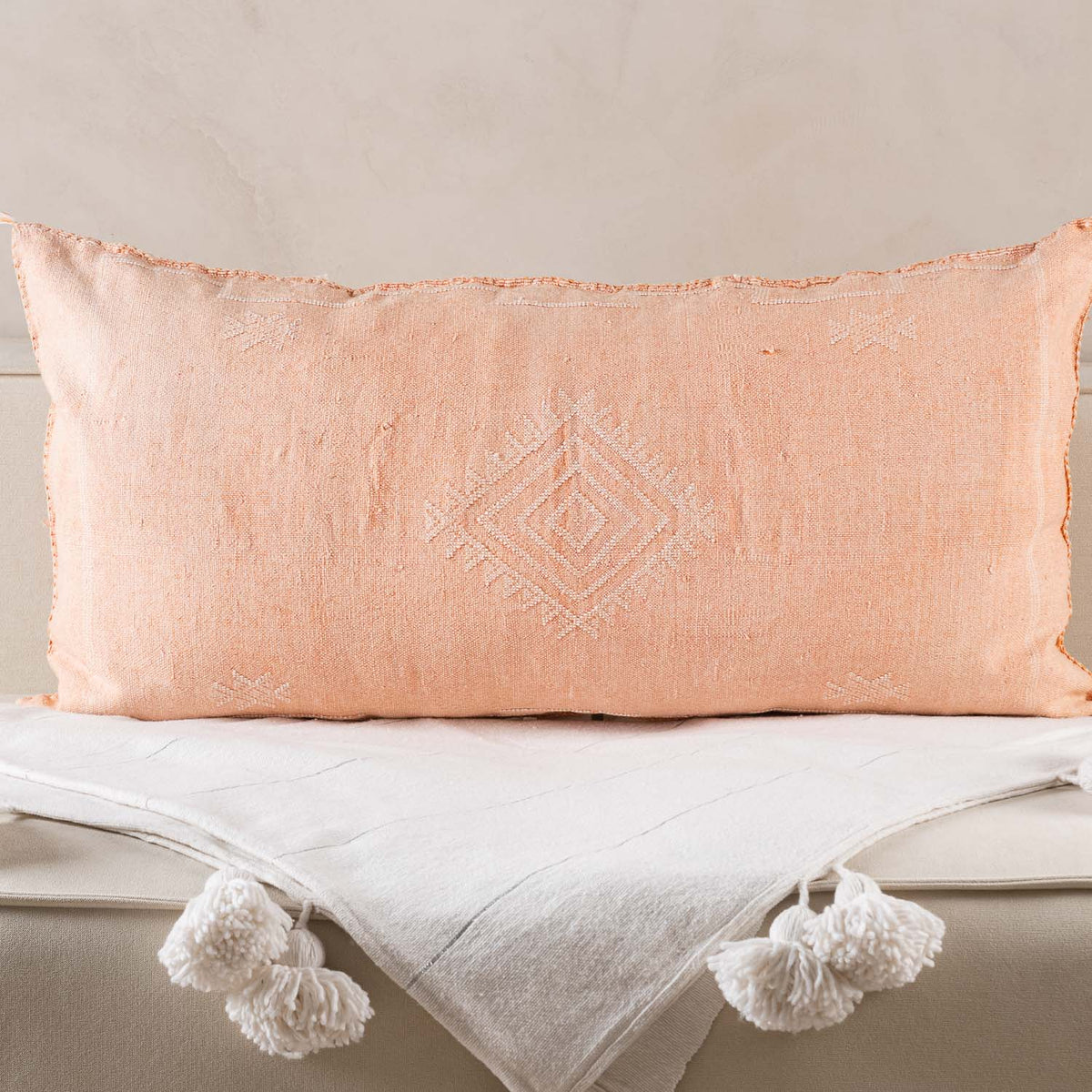Coussin Orange en soie de cactus