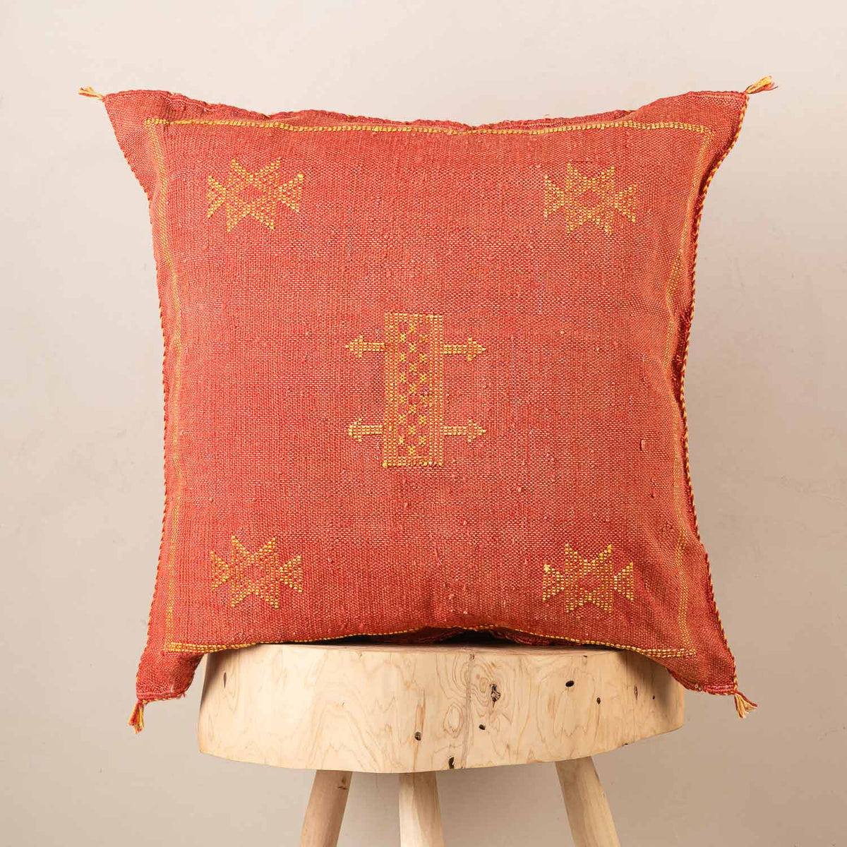 Coussin Rouge en soie de cactus