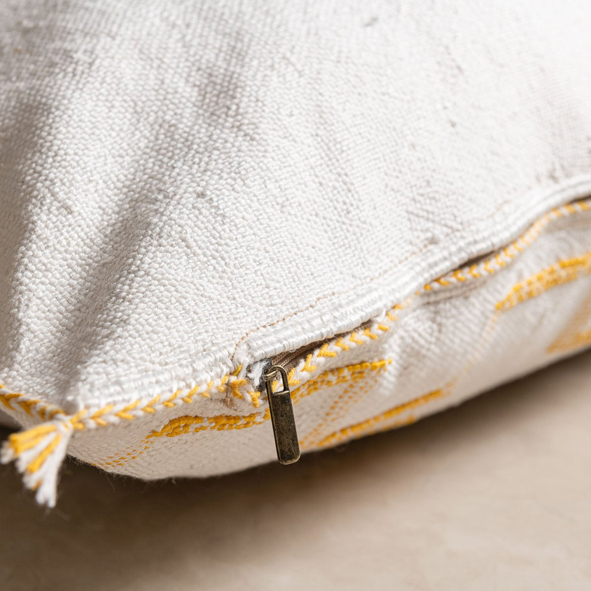 Coussin Blanc en soie de cactus