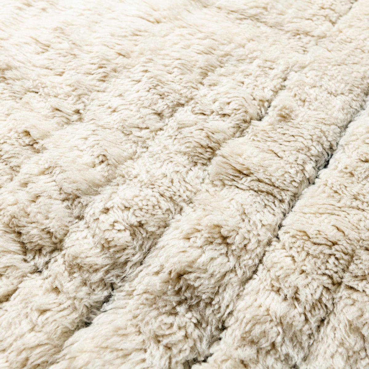 Monochrome Mélodique - Luxueux tapis Berbère shaggy
