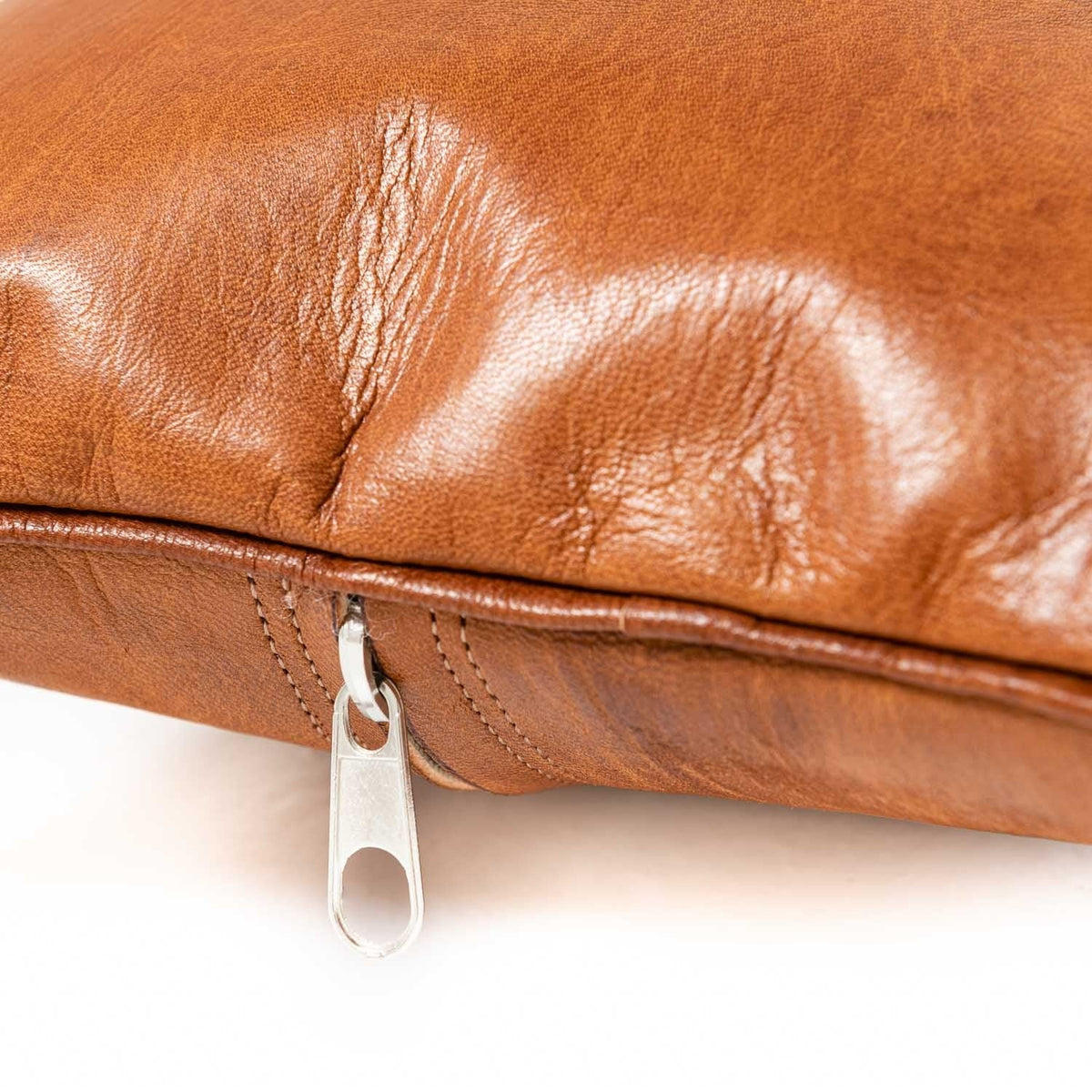 Coussin en cuir