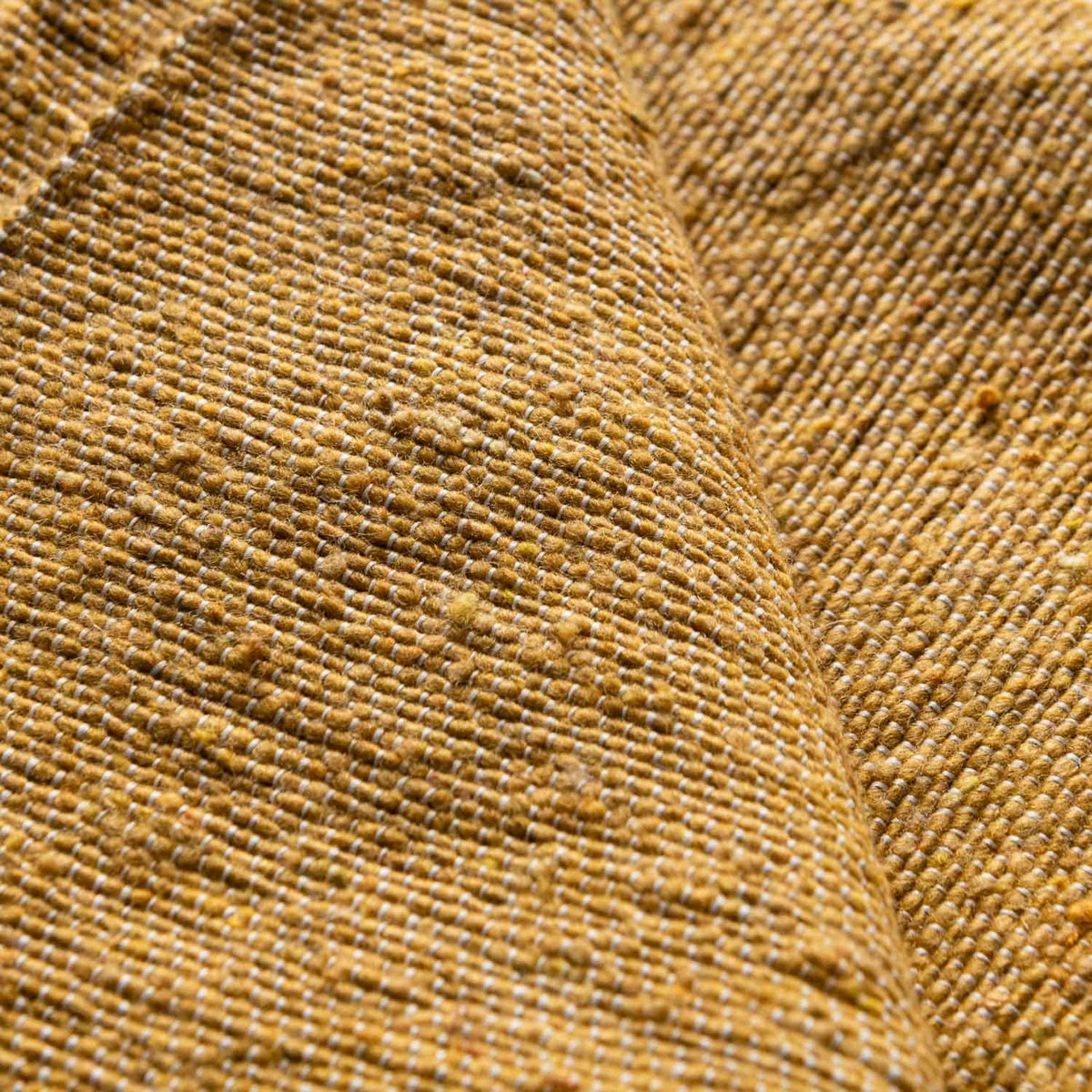 Couverture Pompon Jaune - 290 x 190 cm - Moroccan Furniture