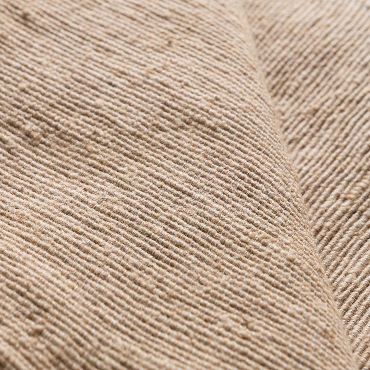 Couverture Pompon Marron - 290 x 190 cm - Moroccan Furniture